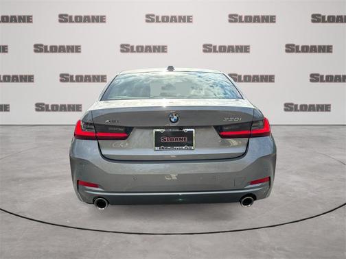 2025 BMW 330 i xDrive