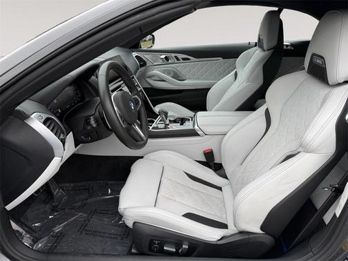 2022 BMW M8 Competition