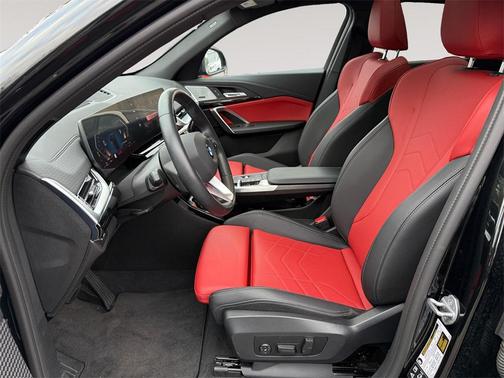 2025 BMW X2 xDrive28i