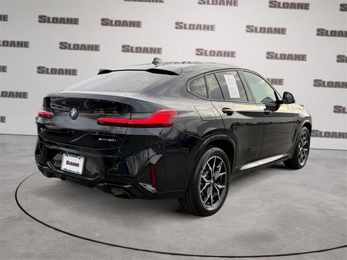 2023 BMW X4 xDrive30i