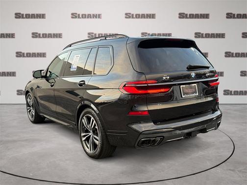 2024 BMW X7 M60i