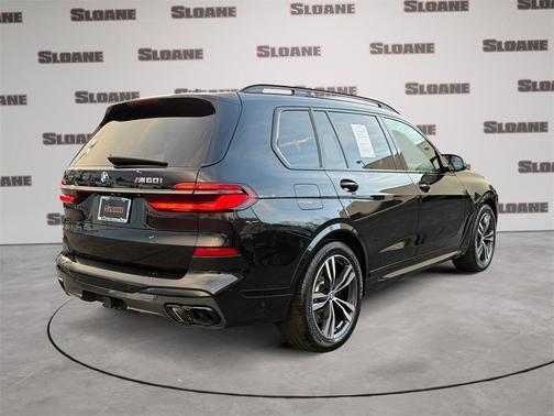 2024 BMW X7 M60i