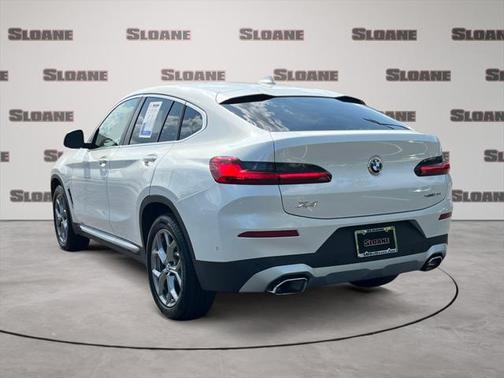2024 BMW X4 xDrive30i