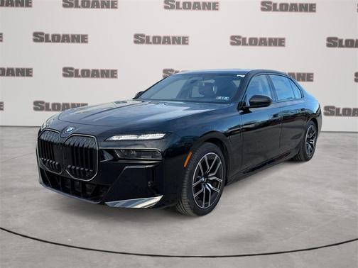 2025 BMW 750e i xDrive