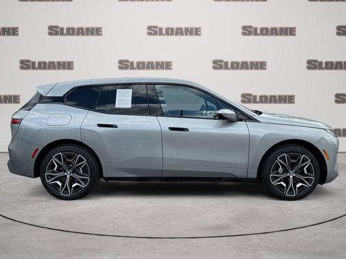Space Silver Metallic 2026 BMW iX xDrive60