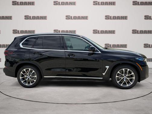 Black Sapphire Metallic 2026 BMW X5 PHEV xDrive50e