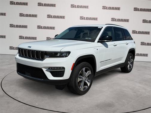 2022 Jeep Grand Cherokee 4xe Base
