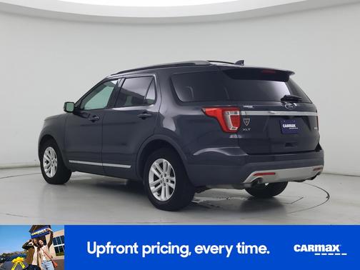 Gray 2017 Ford Explorer XLT