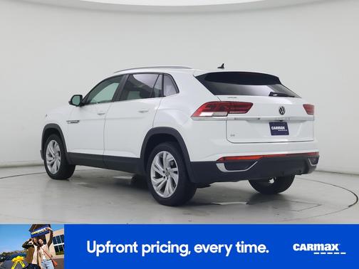 White 2022 Volkswagen Atlas Cross Sport SE w/Tech