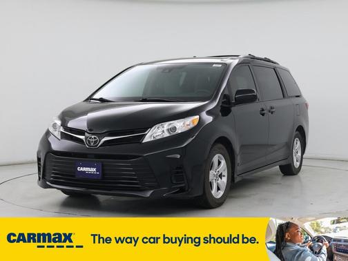 2020 Toyota Sienna LE