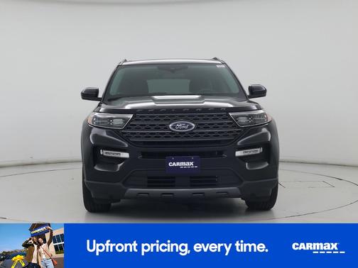 Black 2022 Ford Explorer XLT