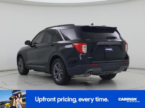 Black 2022 Ford Explorer XLT