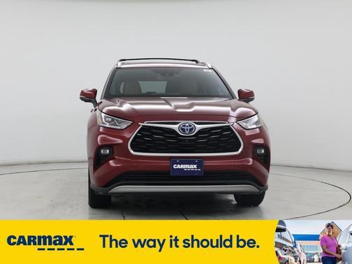 2023 Toyota Highlander Hybrid Platinum