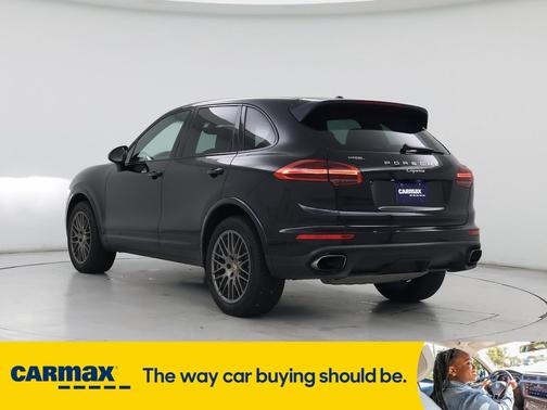 2017 Porsche Cayenne Platinum