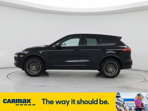 2017 Porsche Cayenne Platinum
