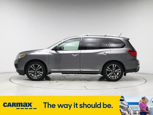 2017 Nissan Pathfinder Platinum