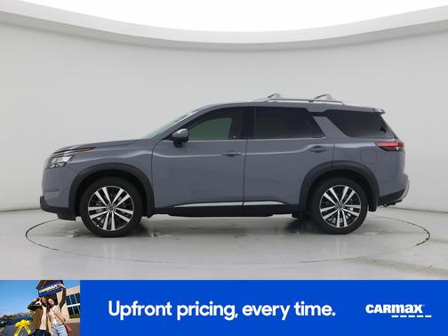 Gray 2025 Nissan Pathfinder Platinum