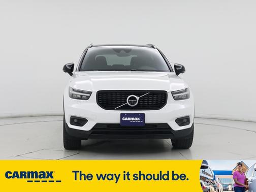 2019 Volvo XC40 T5 R-Design