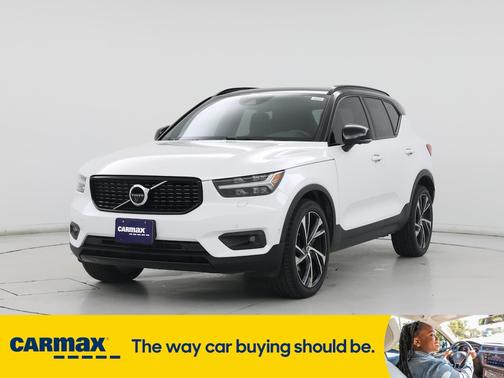 2019 Volvo XC40 T5 R-Design