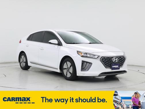 2021 Hyundai IONIQ Hybrid SE