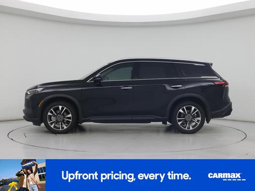 Black 2023 INFINITI QX60 Luxe