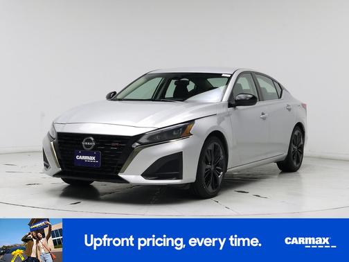 2023 Nissan Altima SR