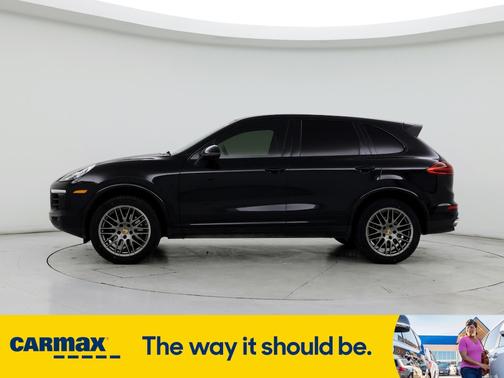 2017 Porsche Cayenne Platinum