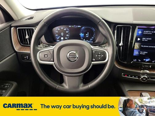 2021 Volvo XC60 Recharge Plug-In Hybrid T8 Inscription Expression