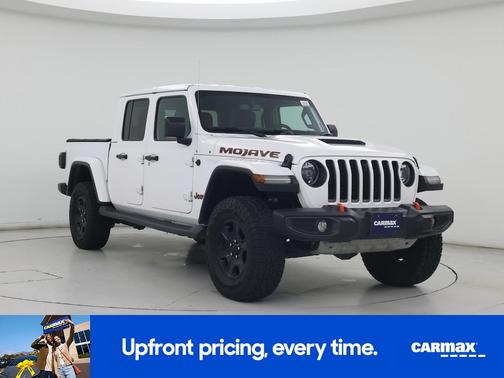 White 2023 Jeep Gladiator Mojave