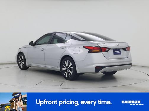 Silver 2022 Nissan Altima SV