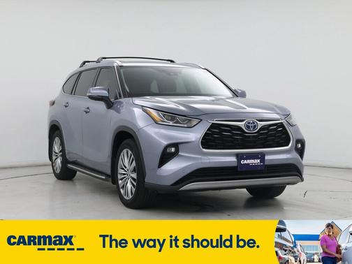 2024 Toyota Highlander Hybrid Platinum