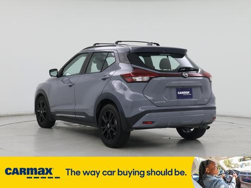2021 Nissan Kicks SR