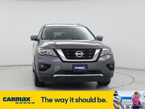 2019 Nissan Pathfinder SL