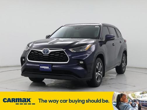 2022 Toyota Highlander Hybrid XLE