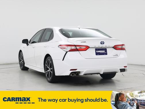 2020 Toyota Camry Hybrid SE