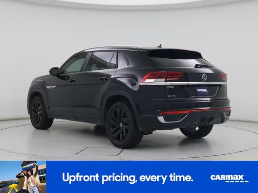 2022 Volkswagen Atlas Cross Sport SE w/Tech