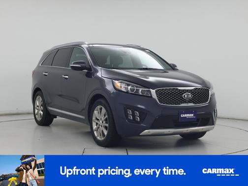 Gray 2018 Kia Sorento Limited