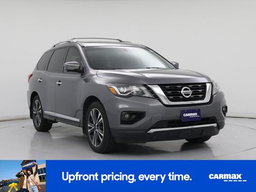 2017 Nissan Pathfinder Platinum