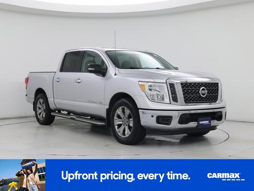 2018 Nissan Titan SV