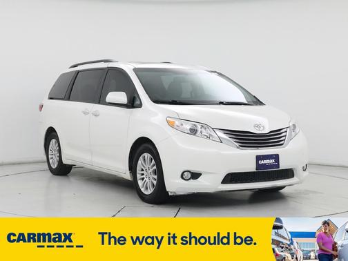 2017 Toyota Sienna XLE Premium
