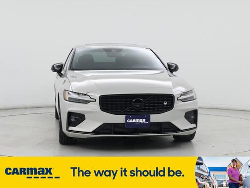 2020 Volvo S60 T5 R-Design