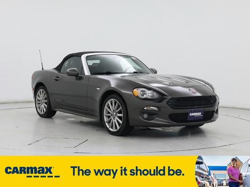 2017 FIAT 124 Spider Lusso
