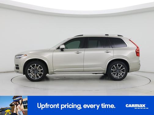 2018 Volvo XC90 T6 Momentum
