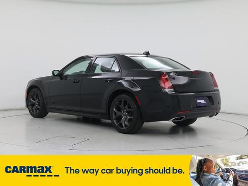 2023 Chrysler 300 Touring L