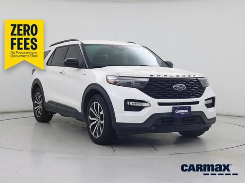 White 2022 Ford Explorer ST-Line