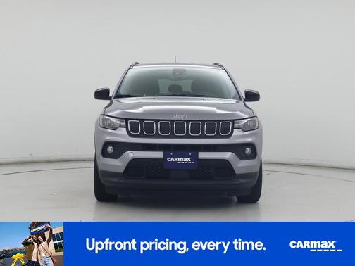 Silver 2022 Jeep Compass Latitude