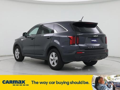 2022 Kia Sorento LX