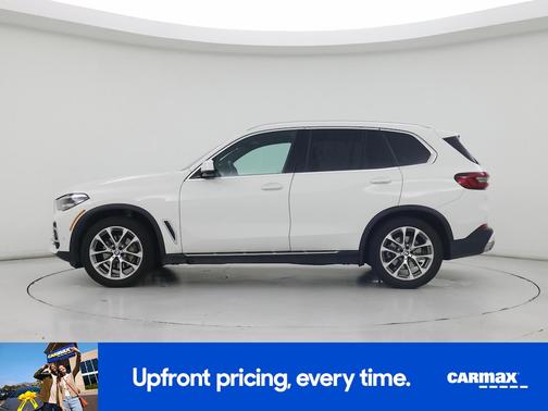 White 2023 BMW X5 sDrive40i