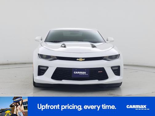 White 2018 Chevrolet Camaro SS