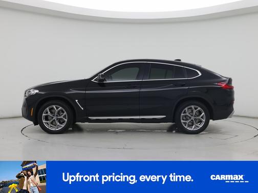 Black 2025 BMW X4 XDrive30i